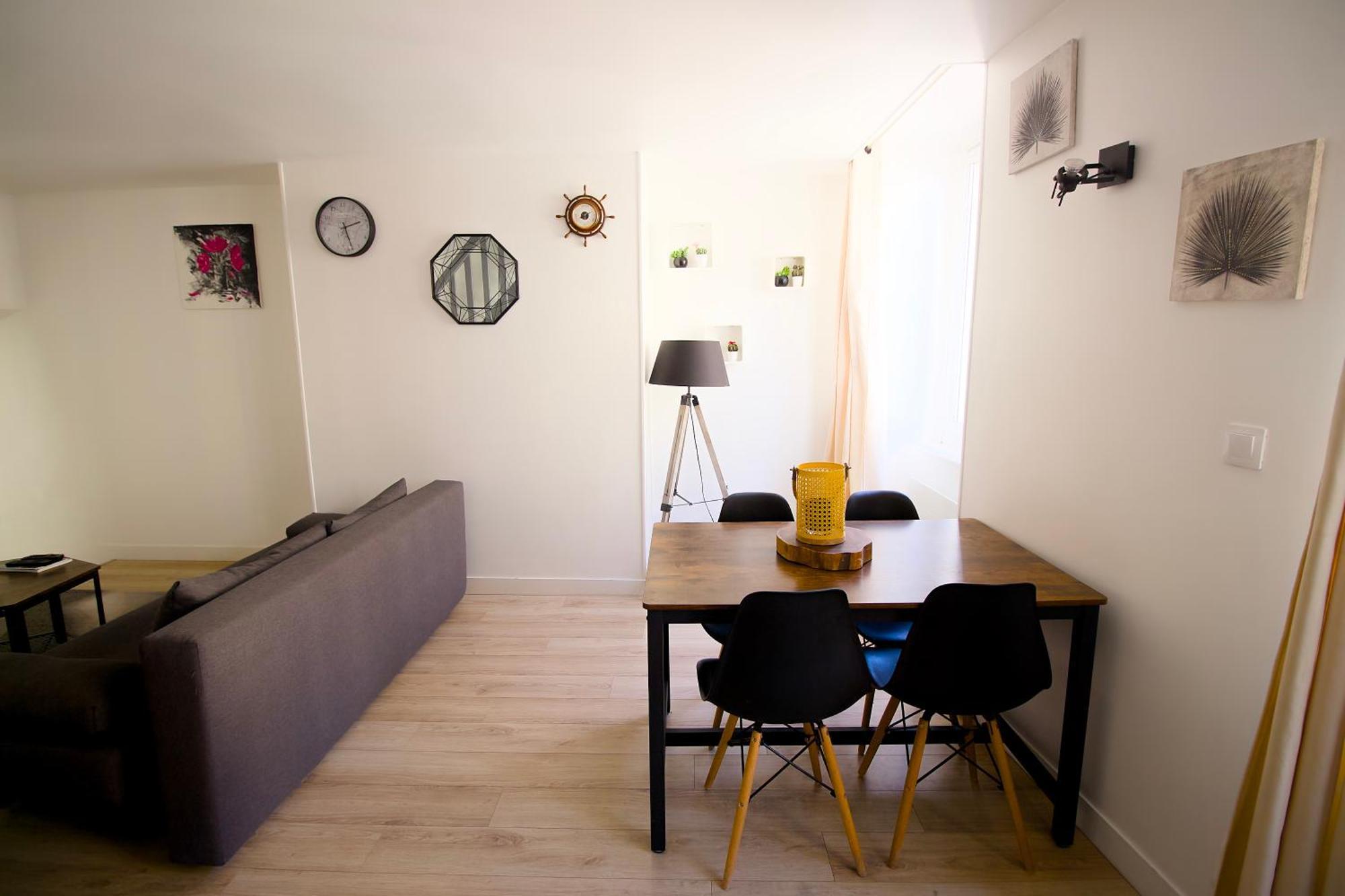 Triplex Lumineux A Cherbourg, Hyper Centre, 2 Pas Du Port & Vie Nocturne, Intendance Luxury Host Luaran gambar